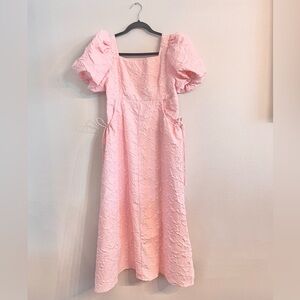 ‼️ SALE ‼️ Elegant Pink Midi Dress